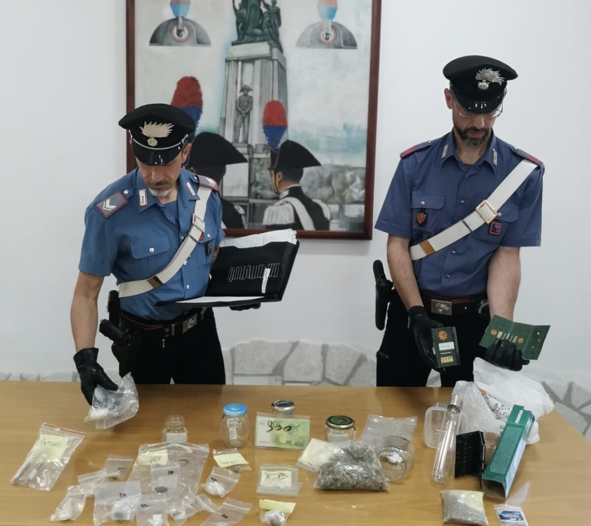 Arresto per spaccio dei Carabinieri a Pomezia