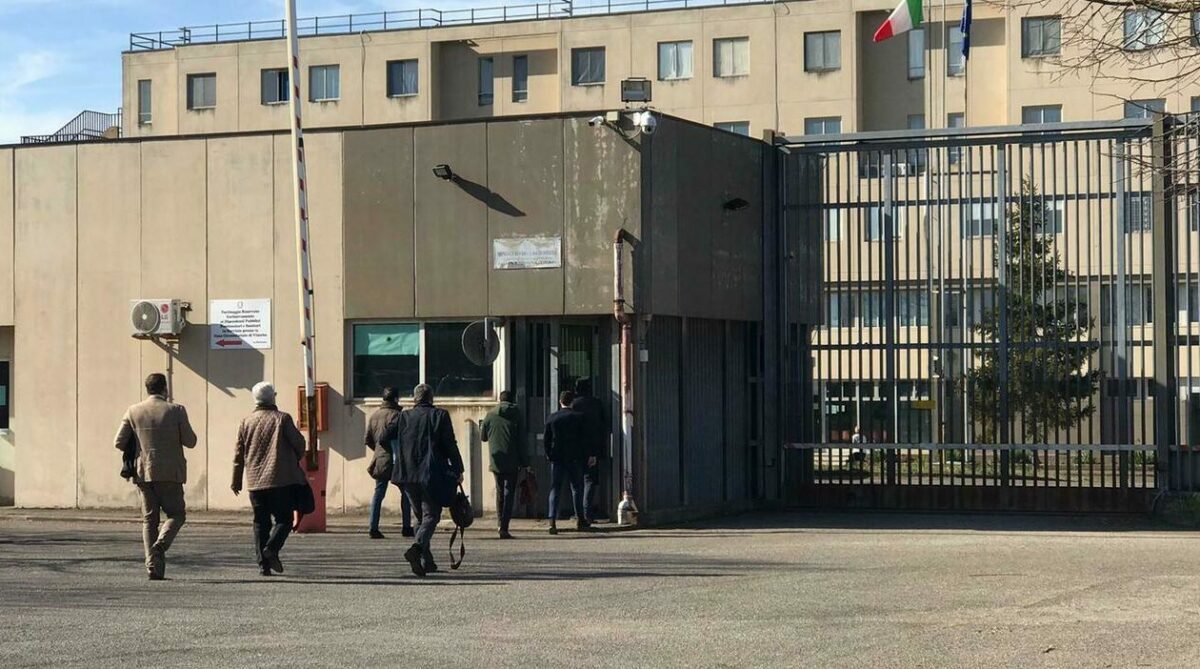 Brutale violenza nel carcere di Viterbo