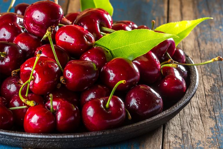 Campionato dello Sputo del Nocciolo della Ciliegia di Celleno il 2 giugno