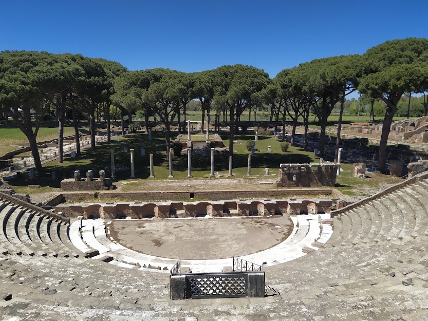 Ostia Antica venerdì 16