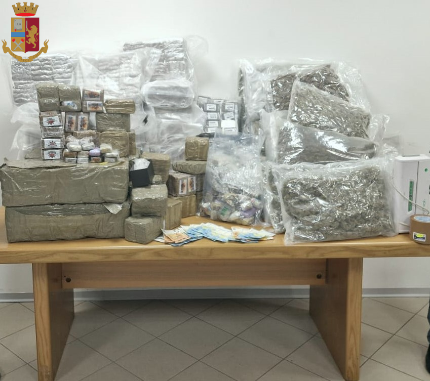 Duro colpo alla rete di spaccio di Roma sud e dei Castelli Romani
