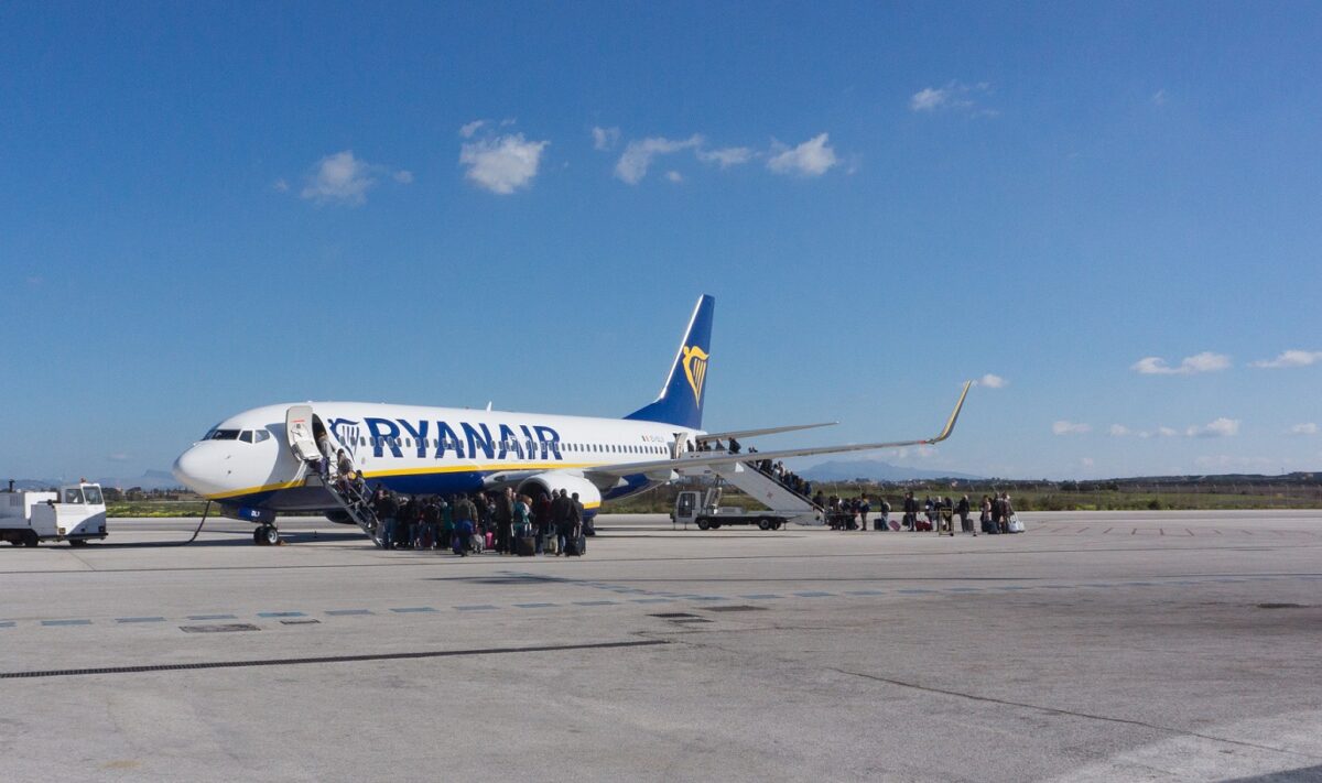 Volo Ryanair Trapani-Roma in ritardo: 250 euro di rimborso