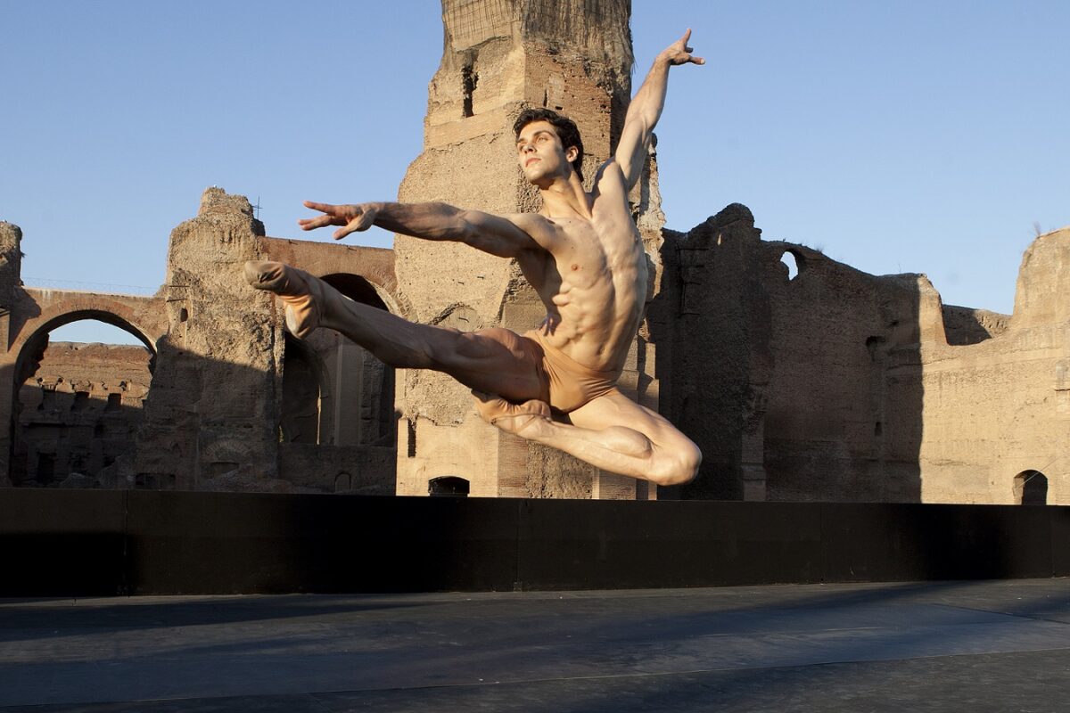 Roberto Bolle torna al Caracalla Festival