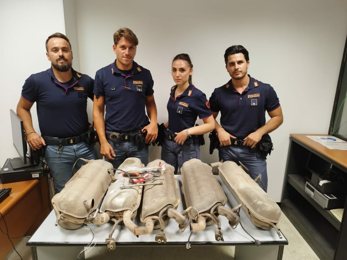 Furto di marmitta sventato in via Viscogliosi