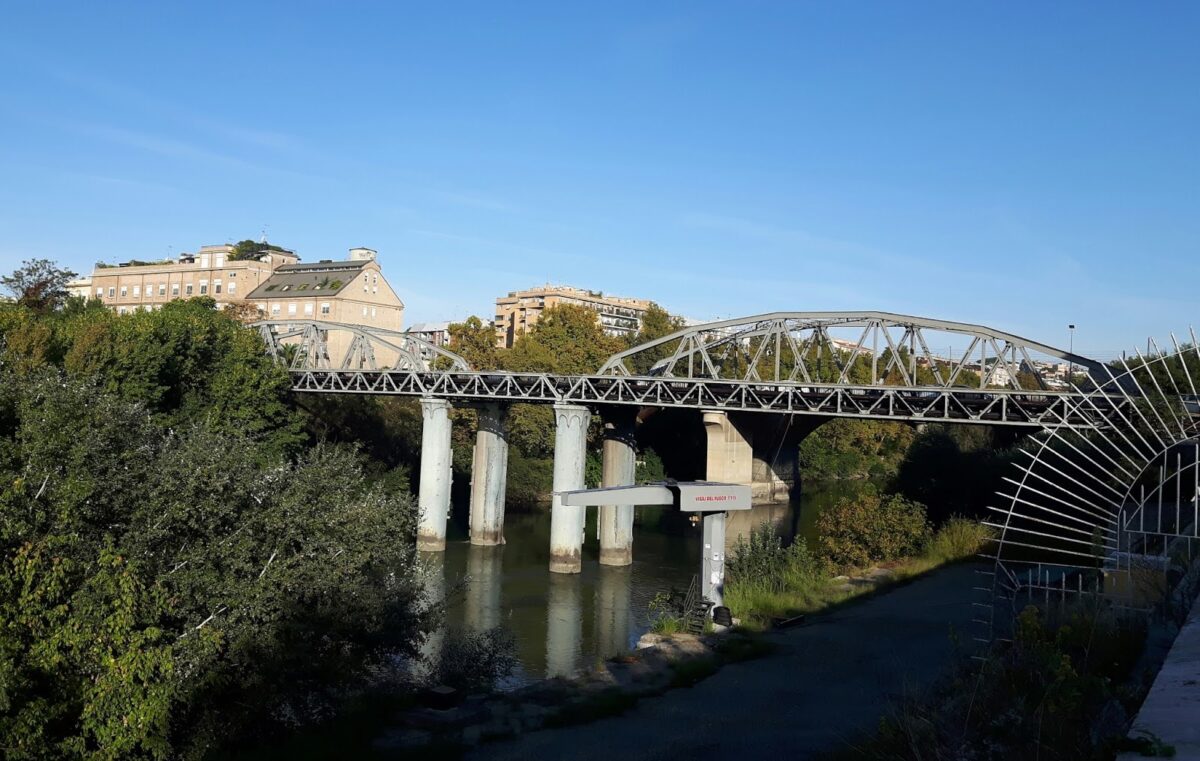 Ponte dell'Industria a Roma