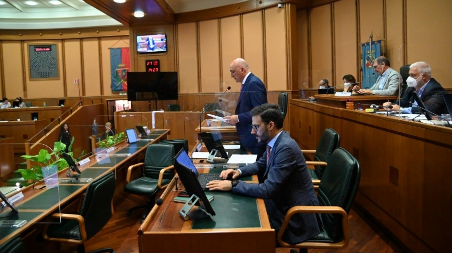 Il Consiglio regionale approva