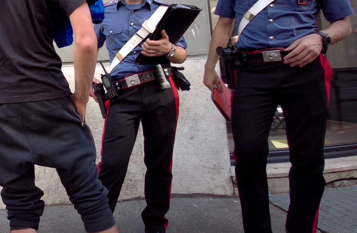 Serie di controlli antidroga per 18 arresti nella Capitale