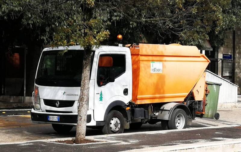 Netturbino morto schiacciato