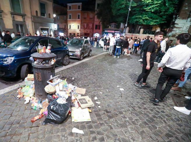 Pulizia di 400 km vie consolari