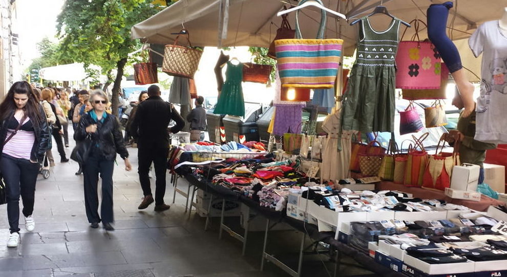 Arrestato il Ras delle bancarelle