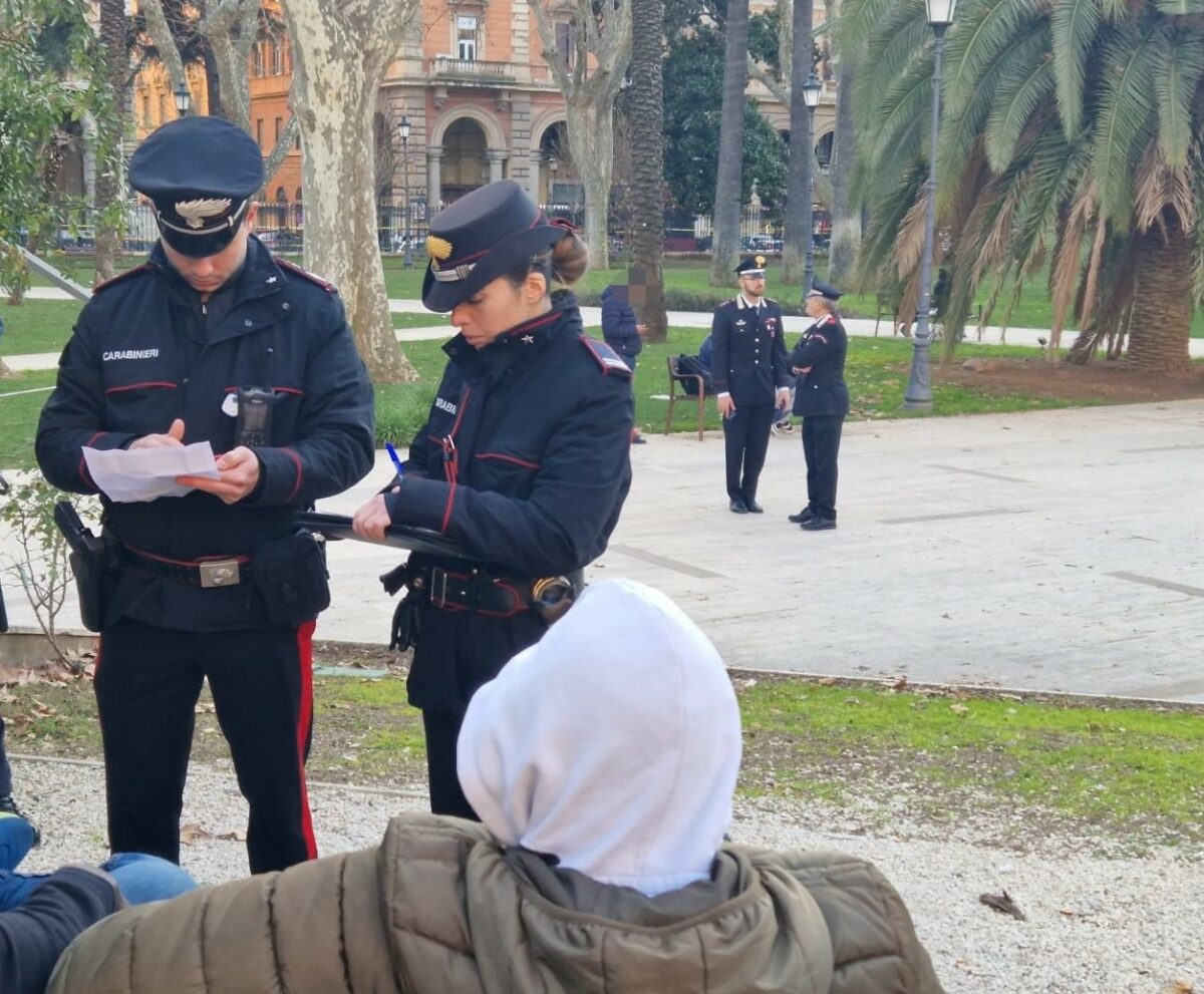 Controlli dei Carabinieri nel quartiere Esquilino: due arresti