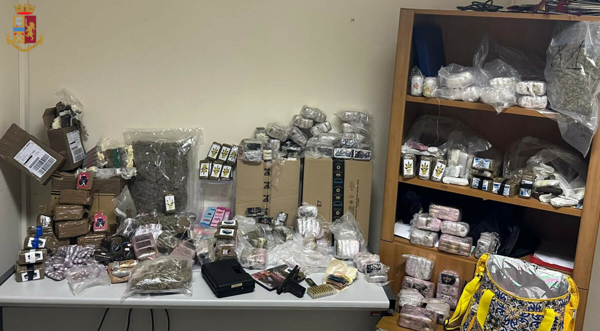 Maxi sequestro di droga della Polizia del commissariato Appio Nuovo