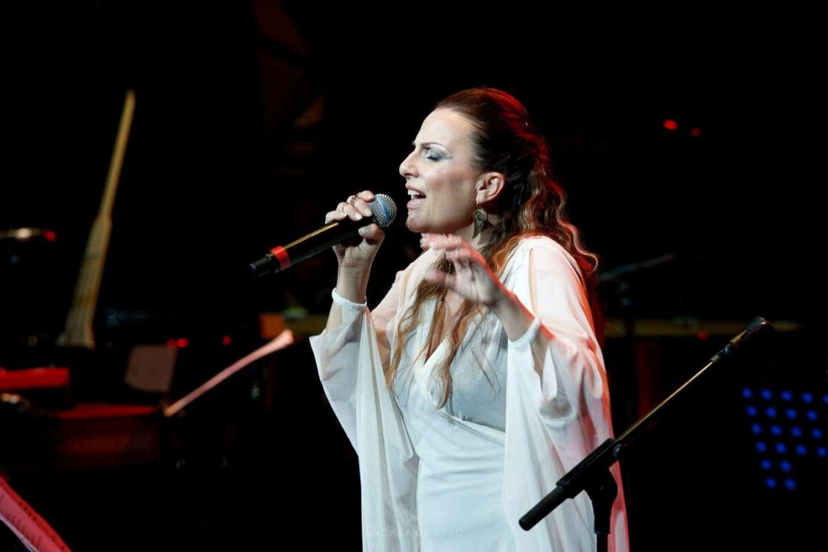 Stefania D’Ambrosio interpreta Battiato il 31 ottobre al Teatro Golden