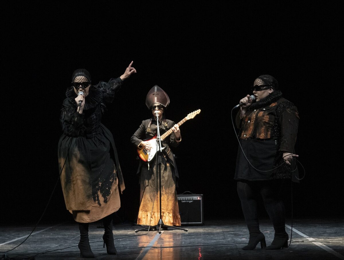 “Witch is” apre la settimana del TBM