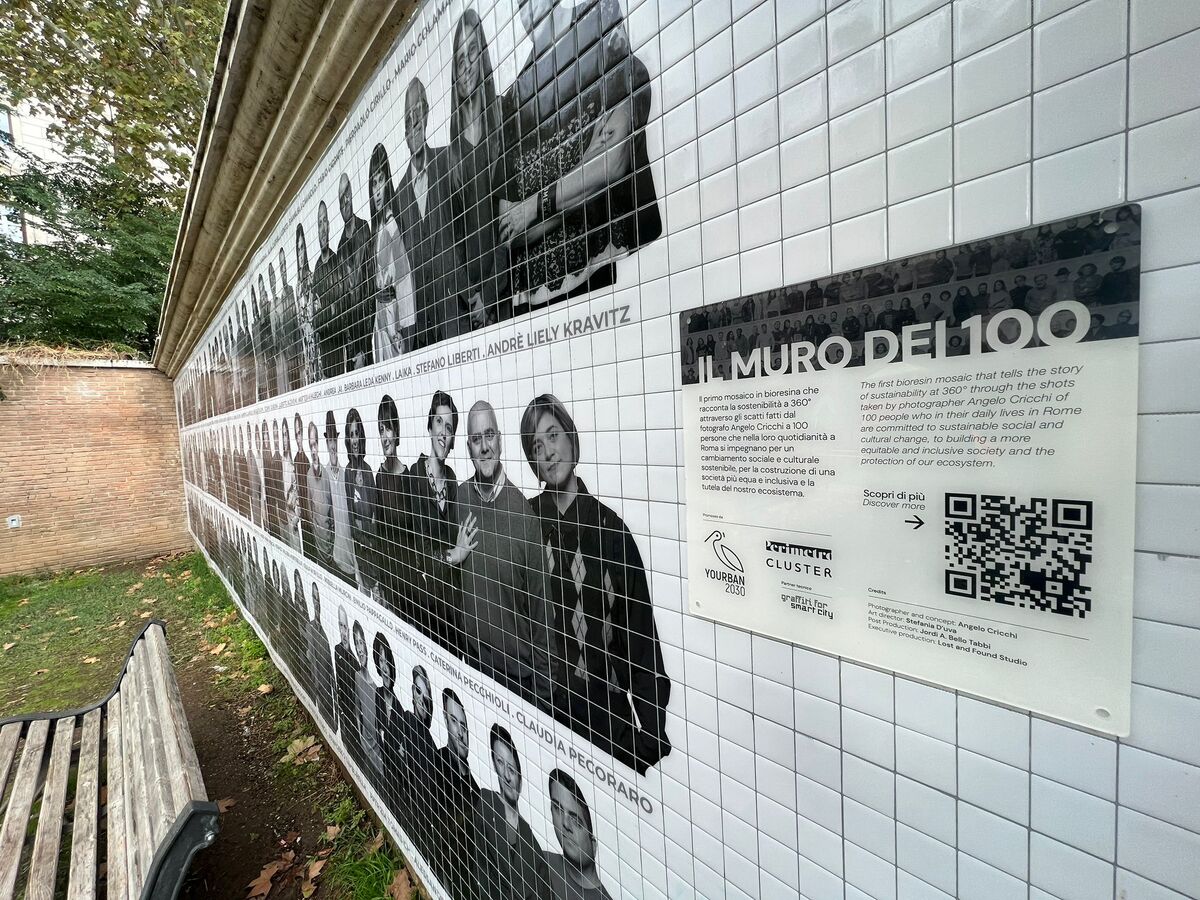 Muro di 100 a Piazza Dante