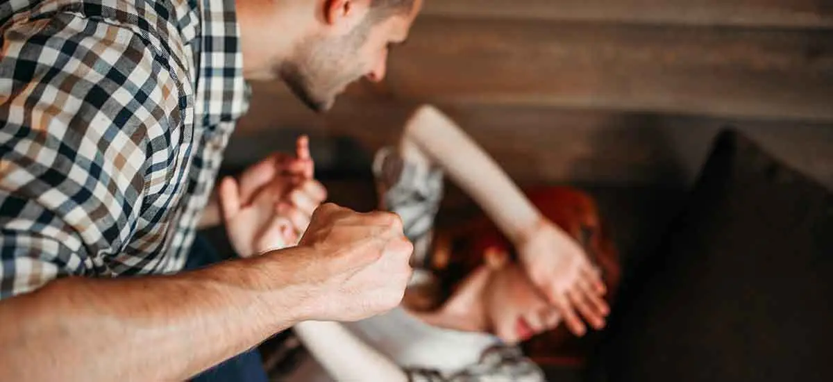 arrestato 50enne per maltrattamenti in famiglia