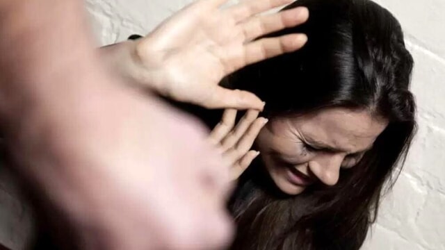 Arrestato 61enne per maltrattamenti nei confronti della moglie