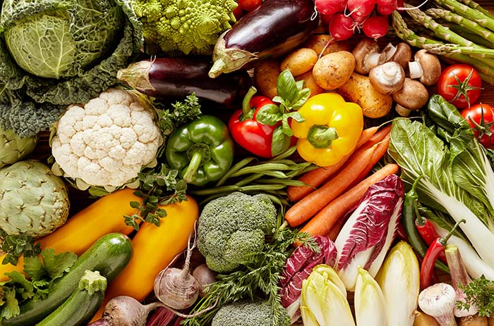 Per la prima volta, da oltre 2 anni, scendono i prezzi degli alimentari che fanno registrare una diminuzione dello 0,1% rispetto al mese precedente.