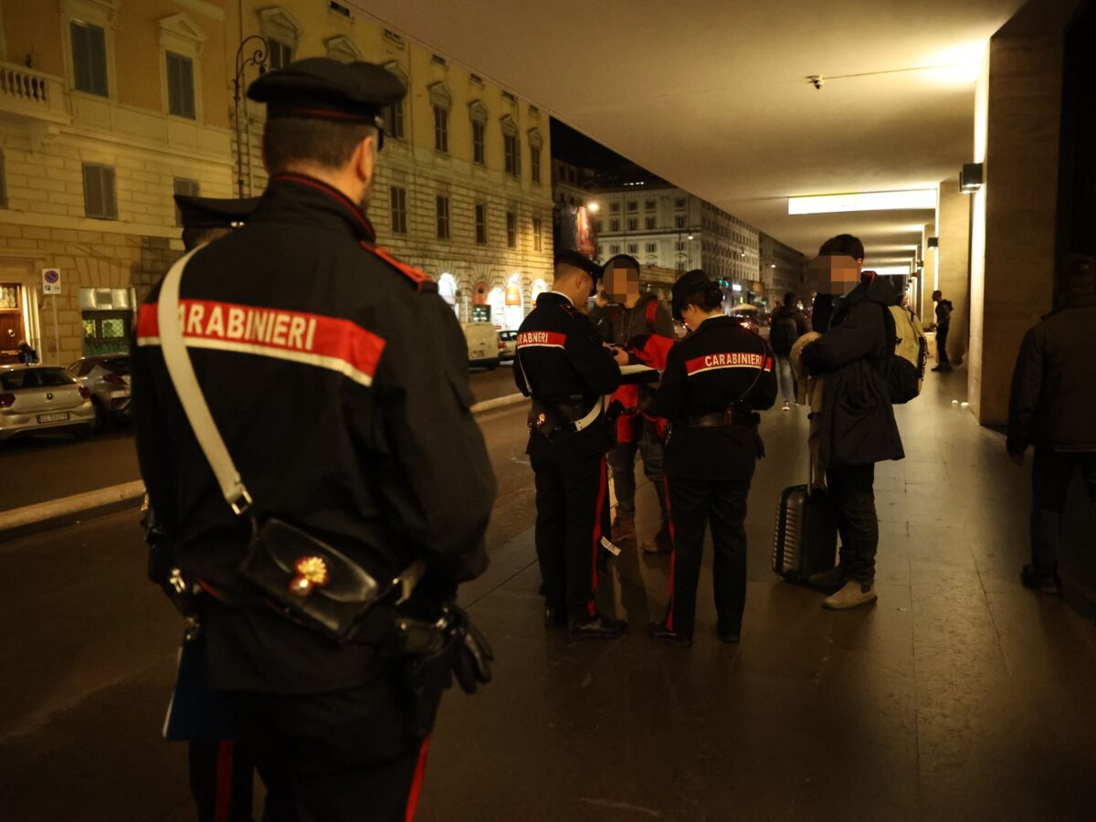 Arrestato 23enne tunisino per rapina e lesioni personali