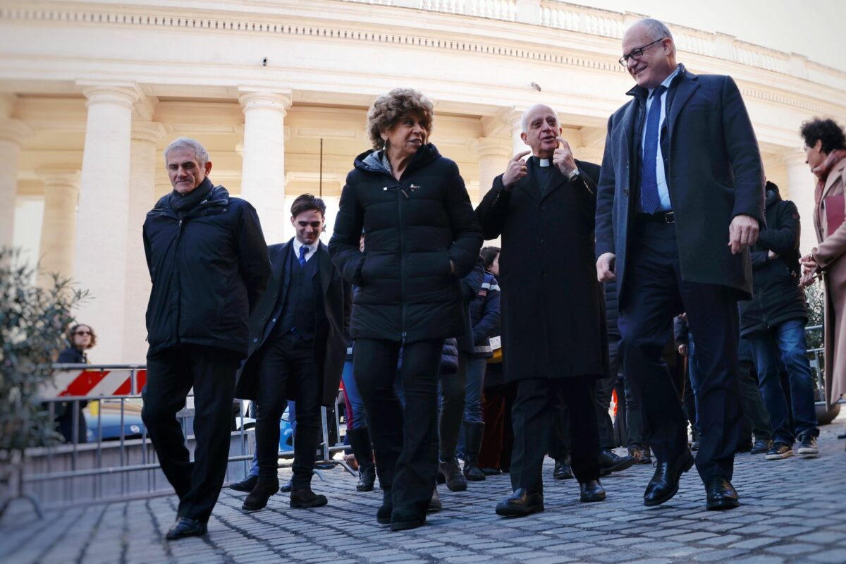 Il sindaco Gualtieri in sopralluogo in via dei Corridori