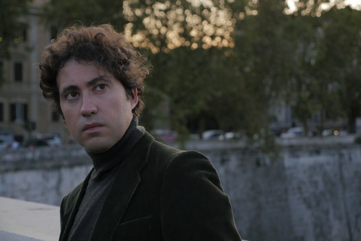 Valerio Sanzotta torna dal vivo il 9 marzo al Teatro Arciliuto