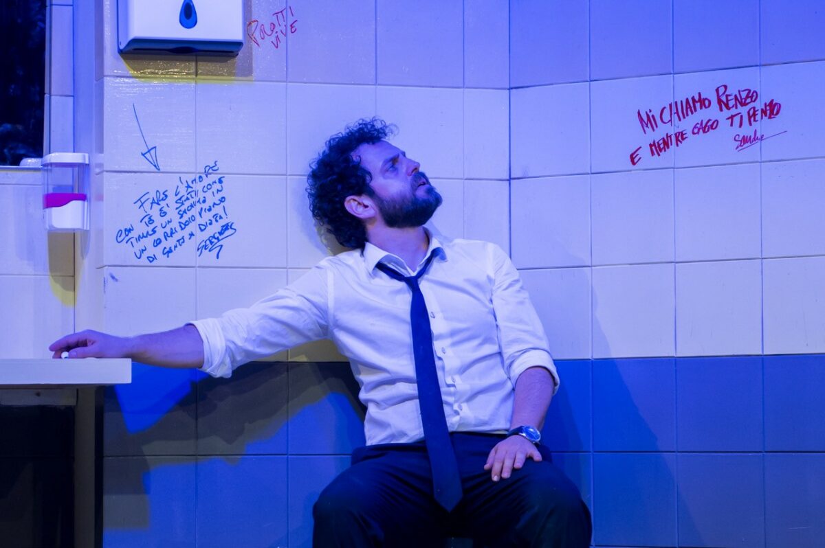 Toilet arriva al Teatro Manzoni dal 6 al 16 giugno