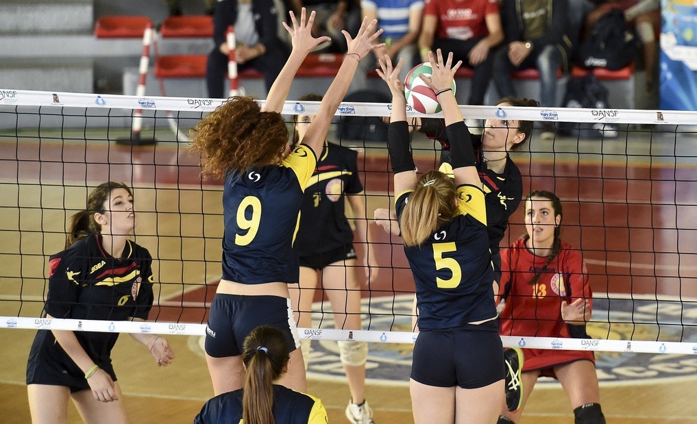 Al Palazzetto dello Sport le finali di Volley Scuola-Trofeo Acea