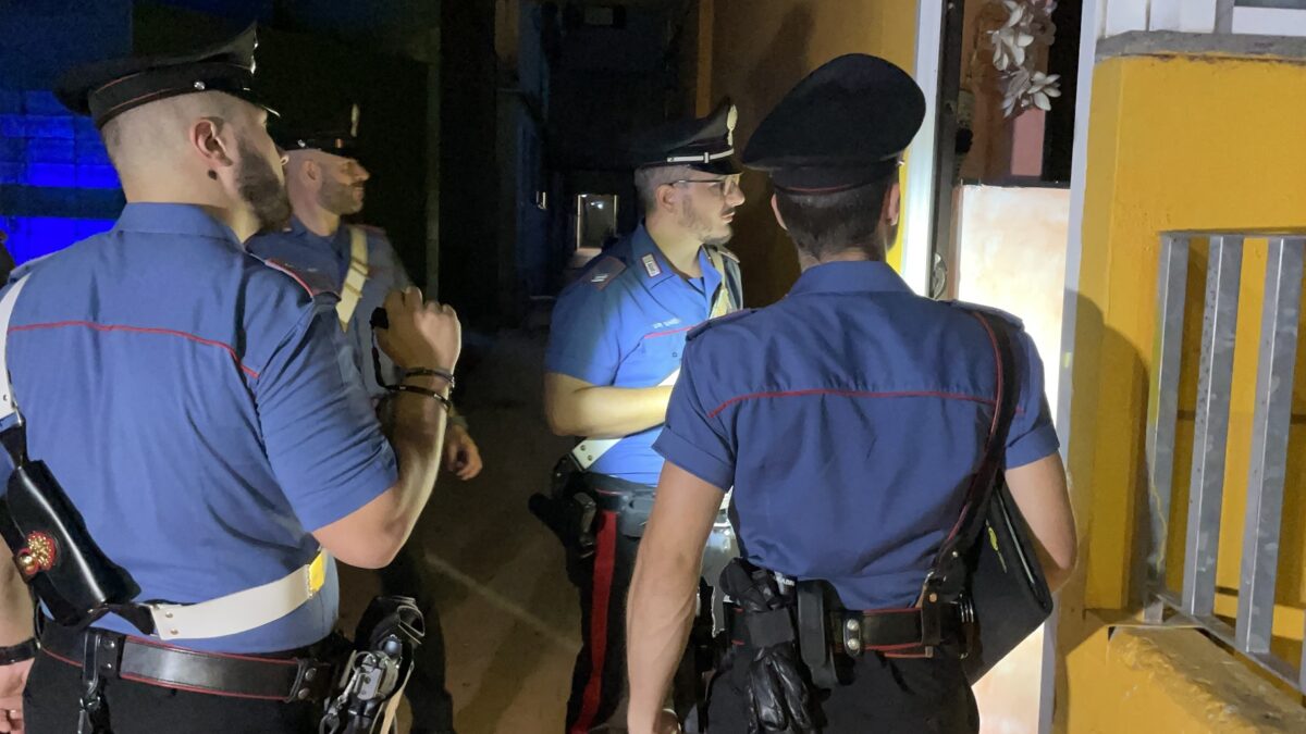 Cittadino cinese di 50 anni tenta uxoricidio, ma finisce in manette