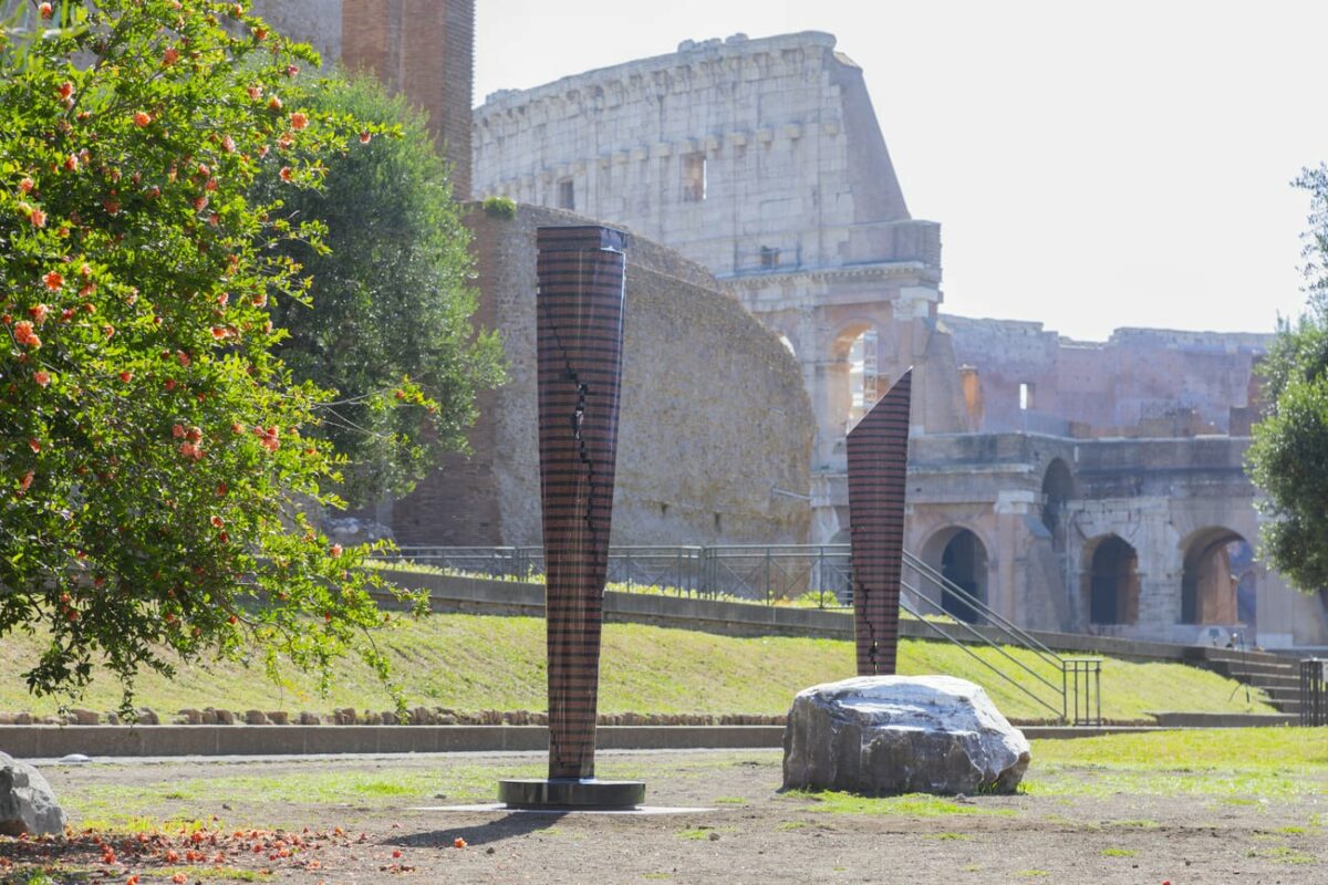 "Colonne Infinite", dell'artista Park Eun Sun, nel cuore di Roma