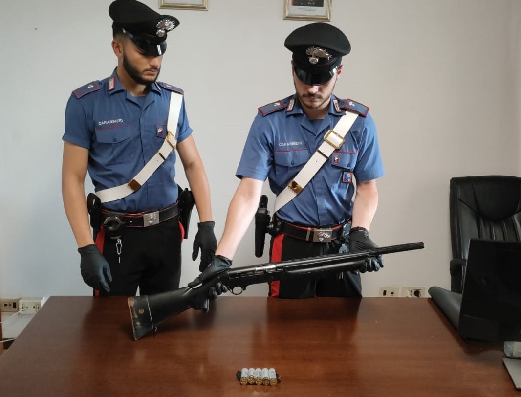 Una donna denuncia il marito per maltrattamenti ad Artena: arrestato
