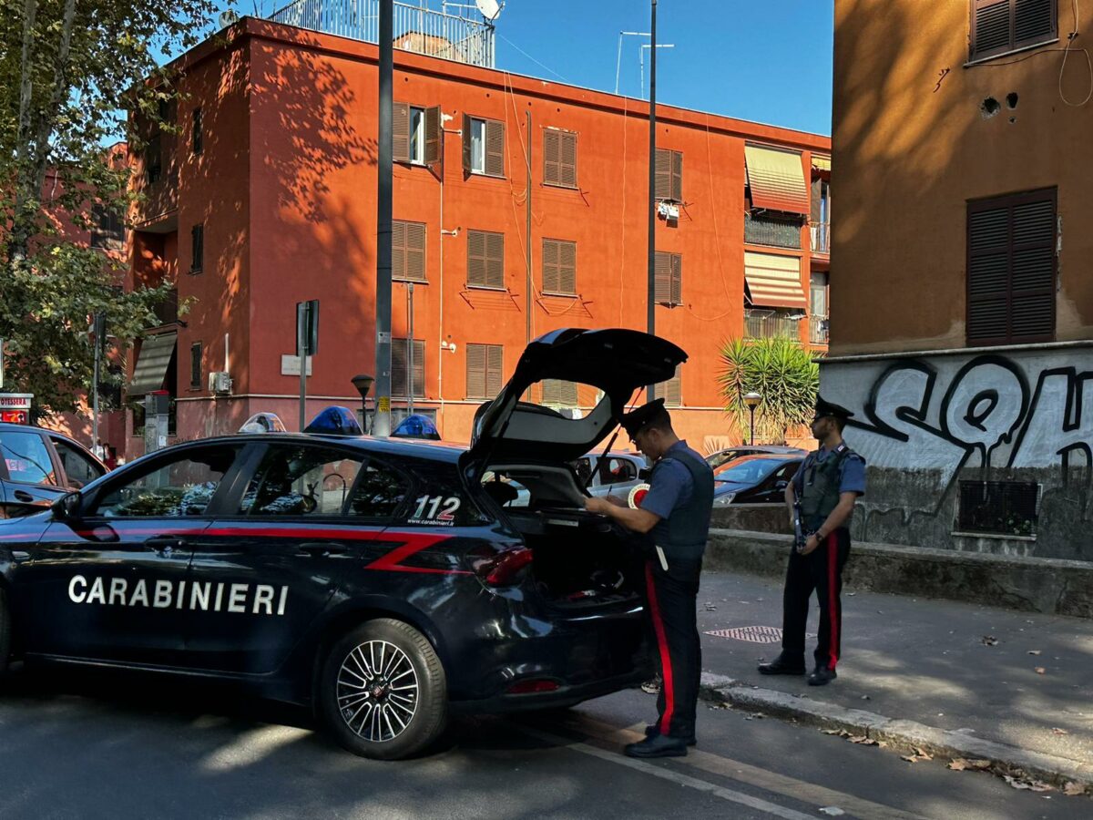 Carabinieri in azione tra Centocelle e Gordiani