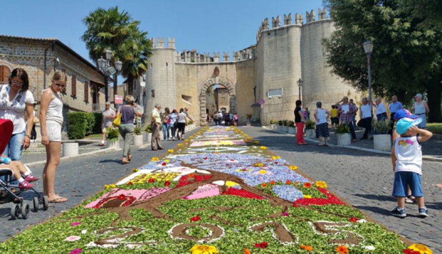 Infiorata di Genazzano il 7 luglio