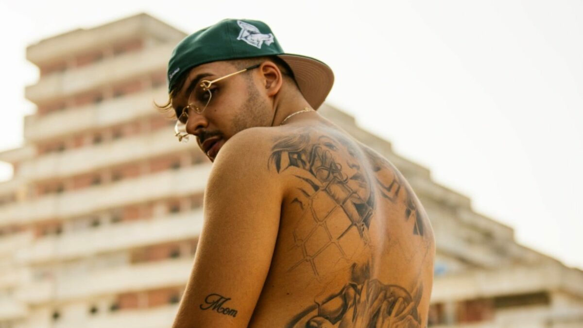 Geolier annuncia il tour 2025