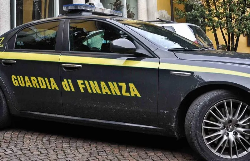 Azienda autotrasporti evade