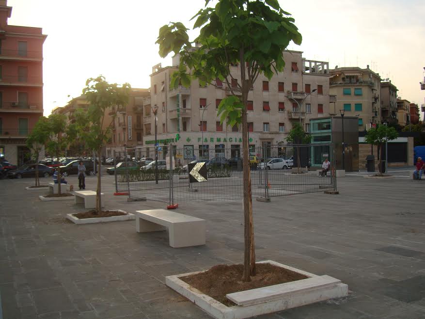 Tentato omicidio Piazza dei Mirti