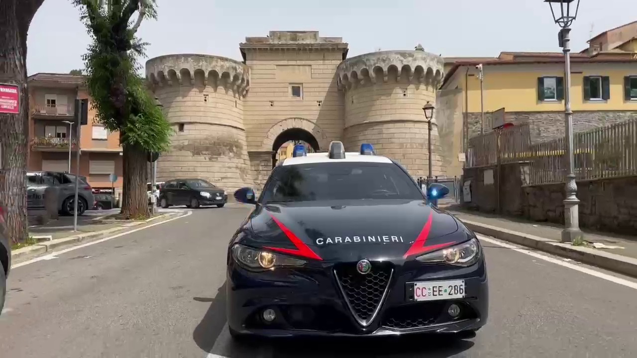 Rissa tra nordafricani a Velletri: donna 18enne in manette