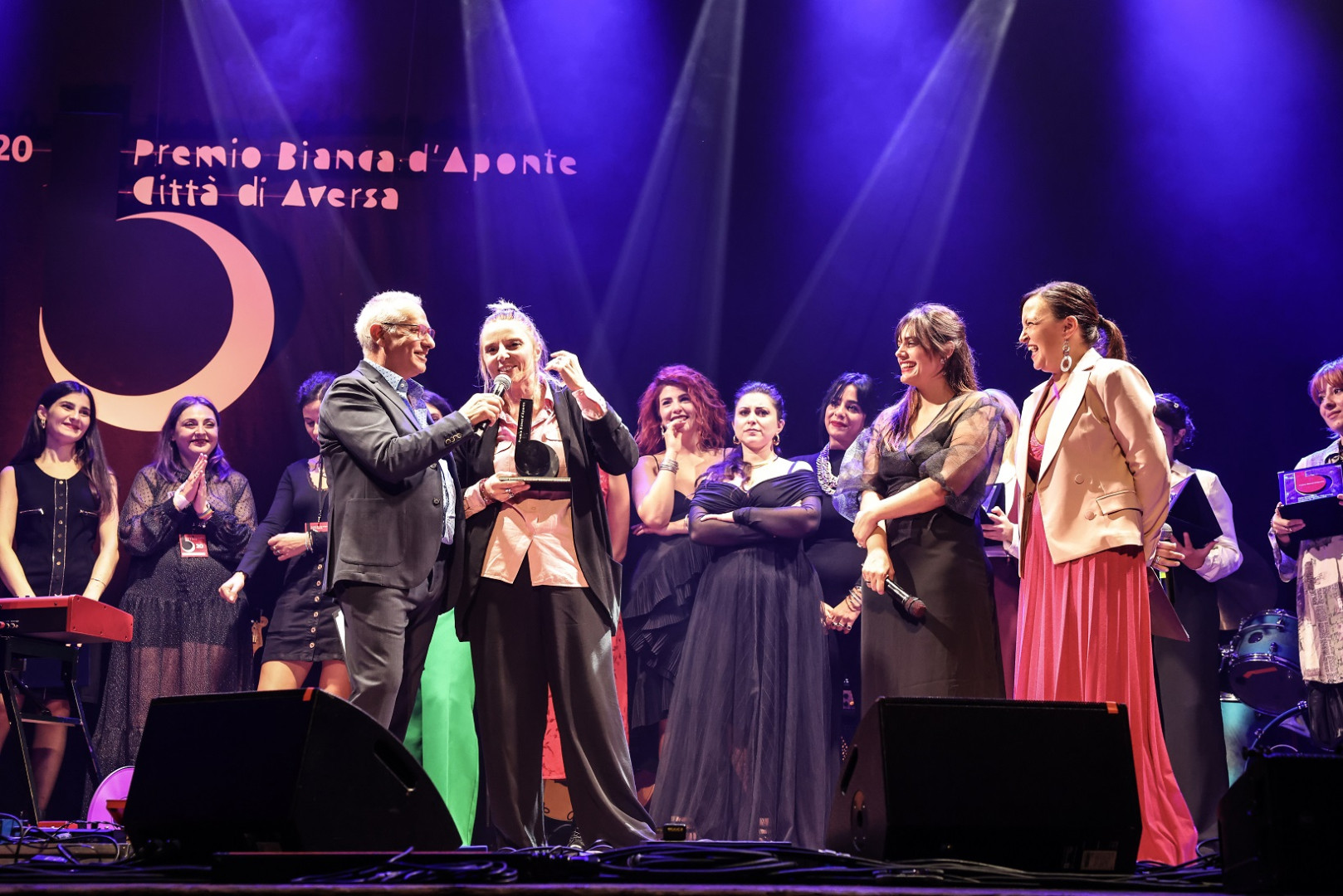 Valentina Lupi vince il Premio Bianca d’Aponte per cantautrici