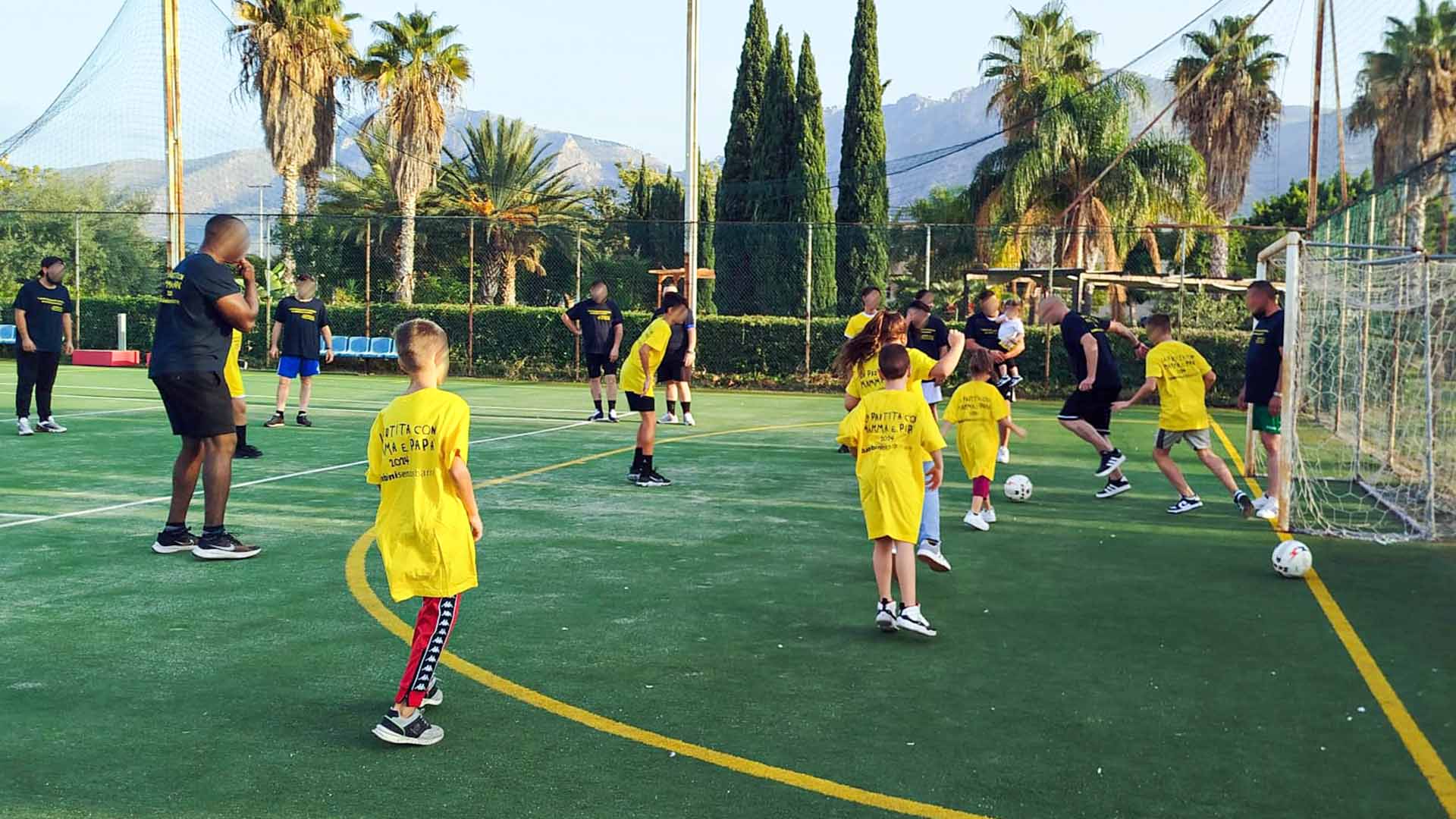 Bambinisenzasbarre a Rebibbia per la Partita con mamma e papà