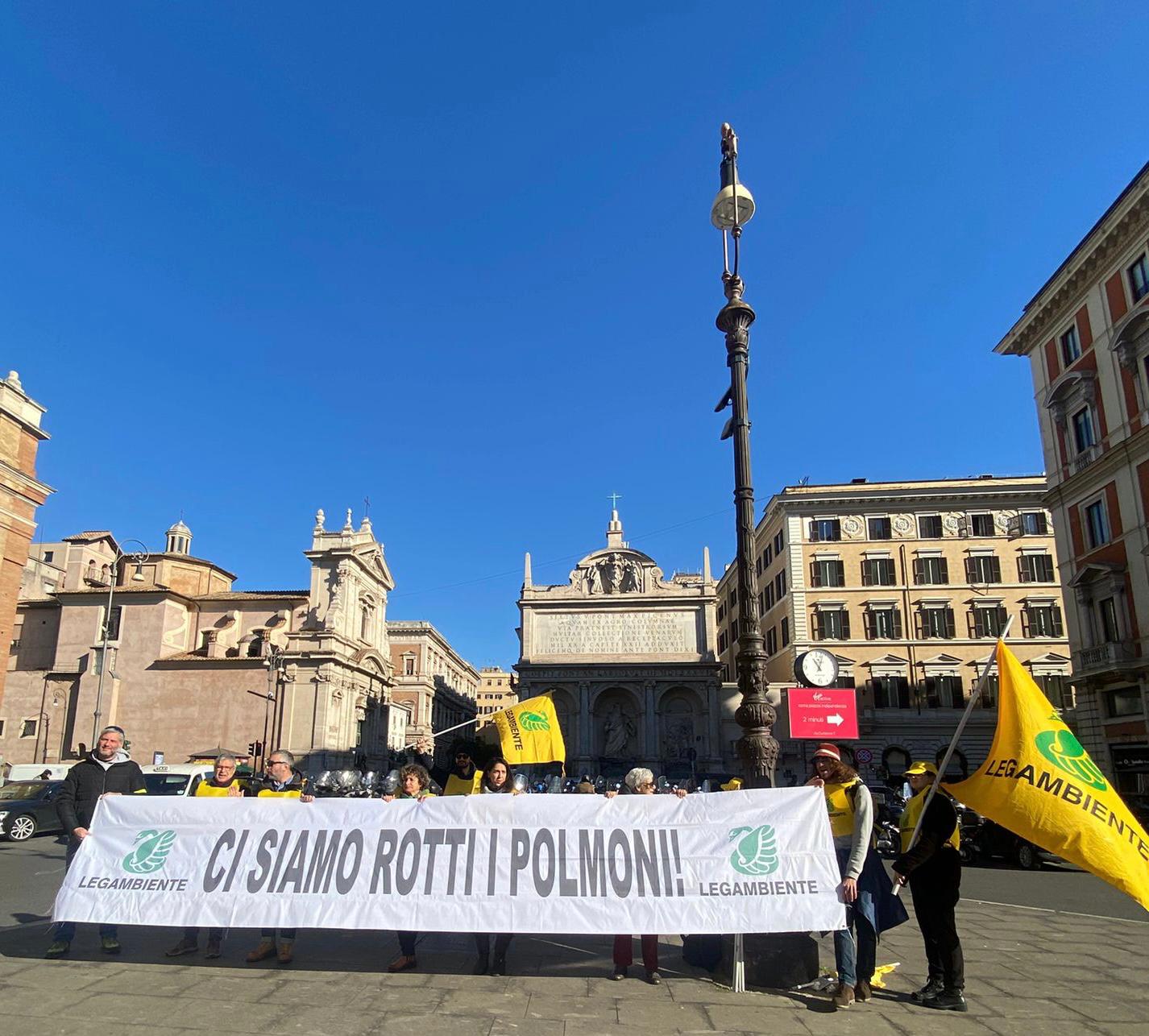Da Legambiente il nuovo "Dossier Mobilità Negata a Roma"