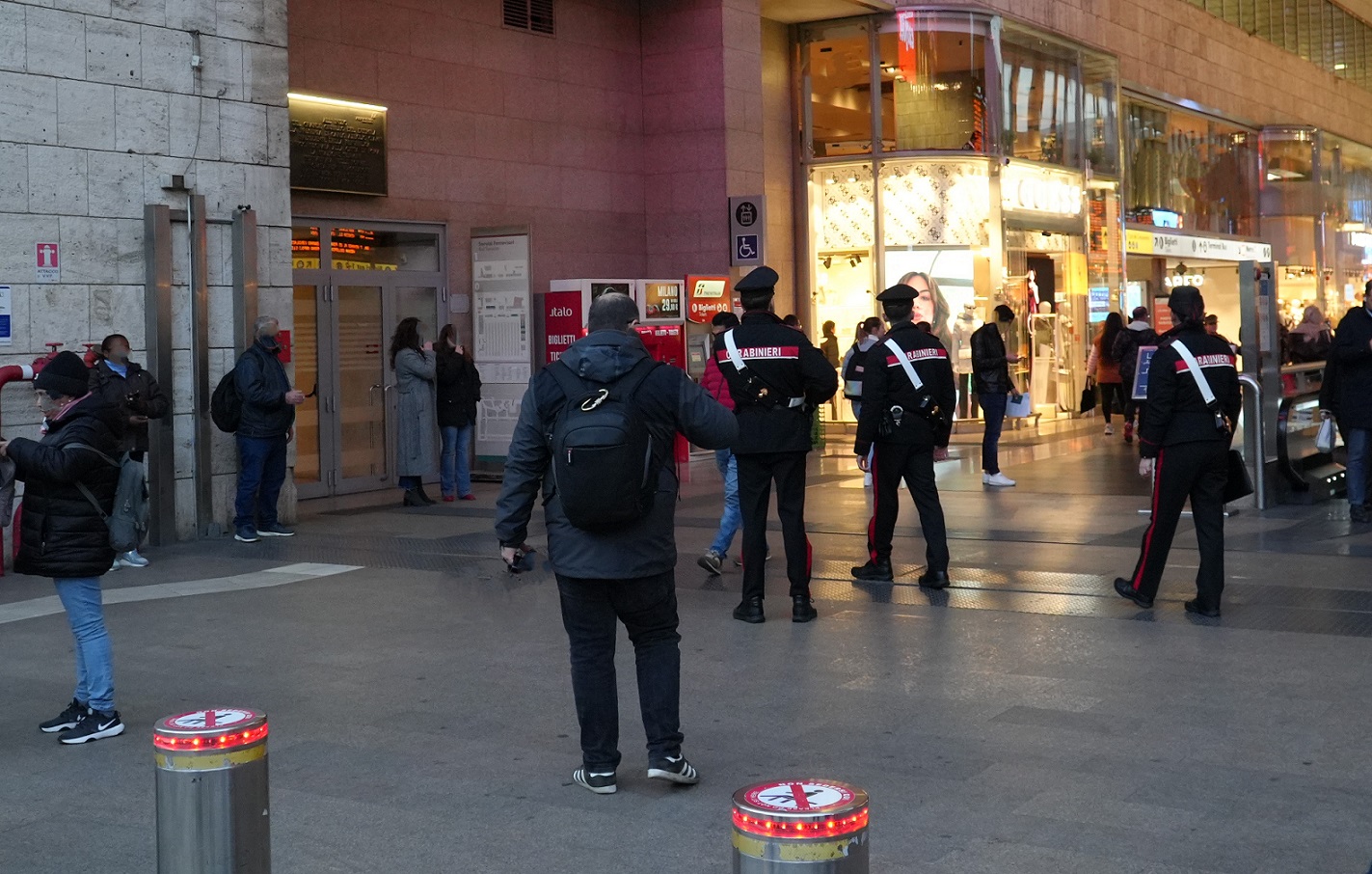 Controlli dei Carabinieri tra Esquilino e Tuscolano