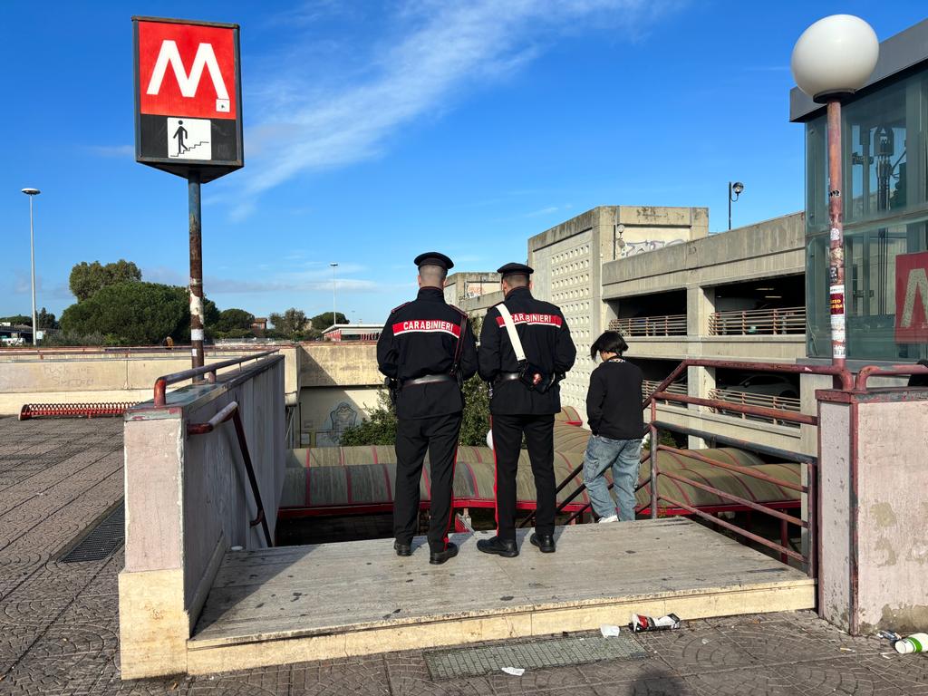 Fermate della linea C della Metro sotto la lente dei Carabinieri