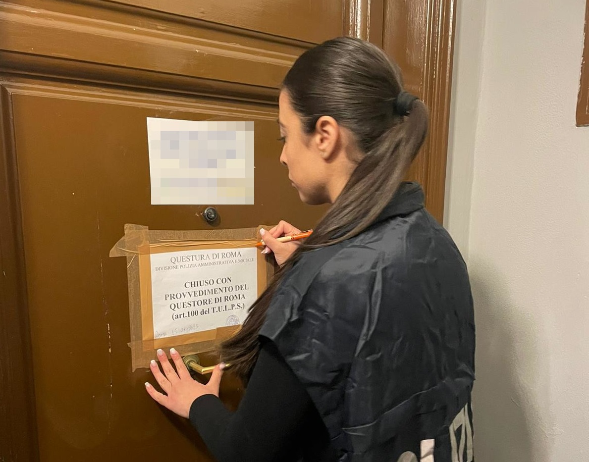 Ennesimo albergo diffuso abusivo scoperto a Roma