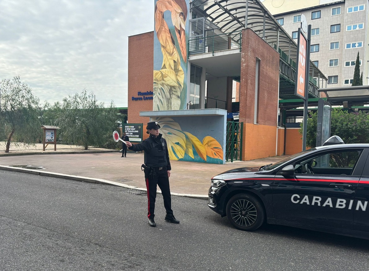 Coppia di ladri seriali nei centri commerciali in manette a Fiumicino