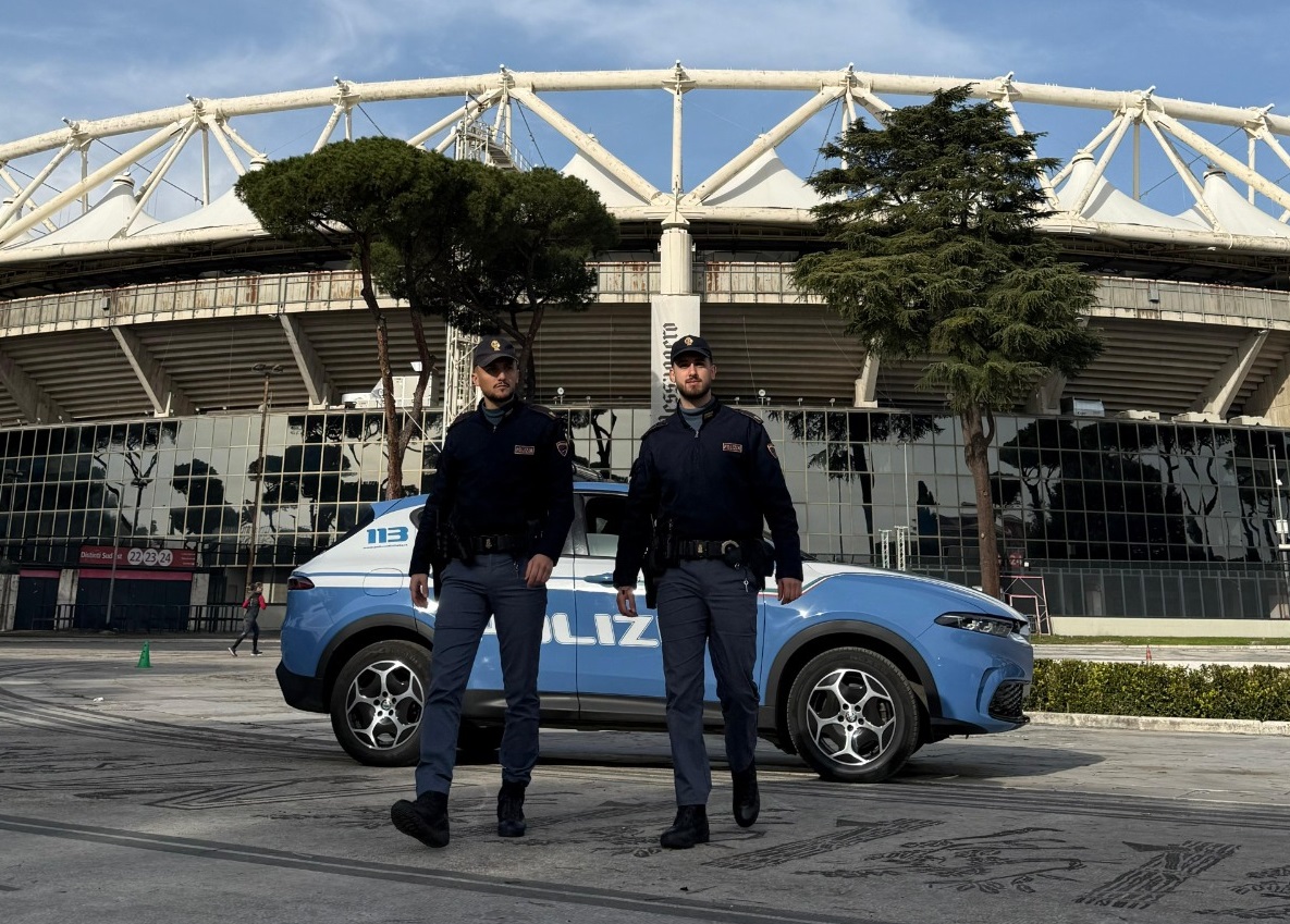 Daspo fuori contesto per 16 tifosi adottati dal Questore di Roma