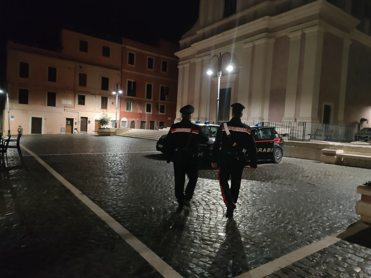 Servizio straordinario di controllo del territorio dei Carabinieri a Nettuno