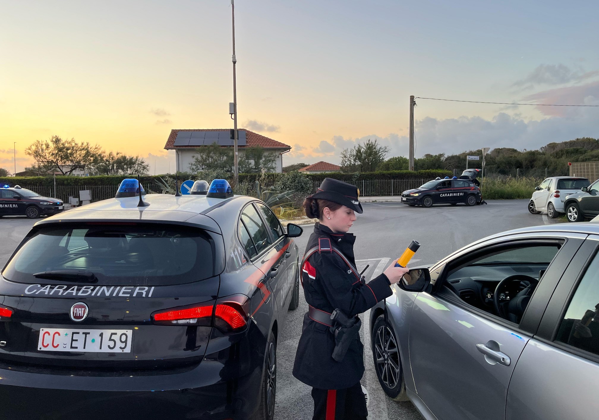 Servizi di controllo dei Carabinieri a Ostia: 2 arresti e 17 denunce