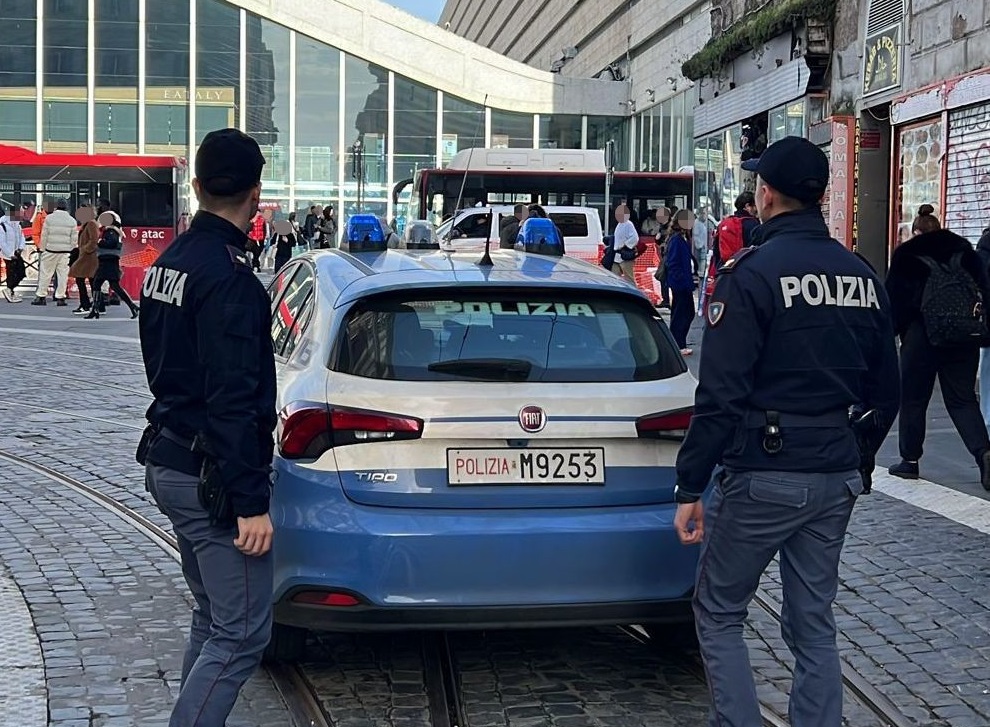 Controlli a raggiera della Polizia durante il week end