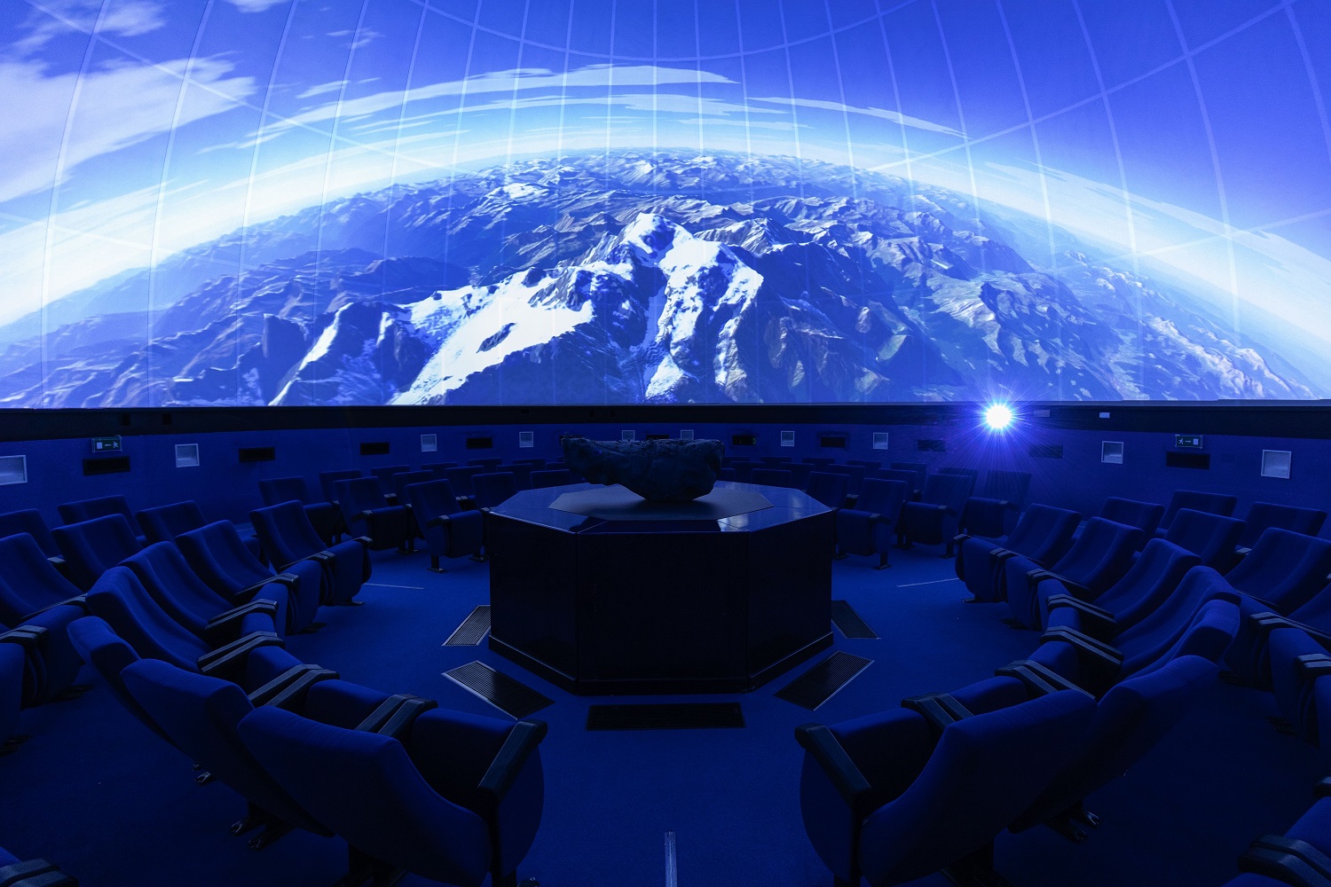 Al Planetario il nuovo spettacolo "100 Years of Eternity"
