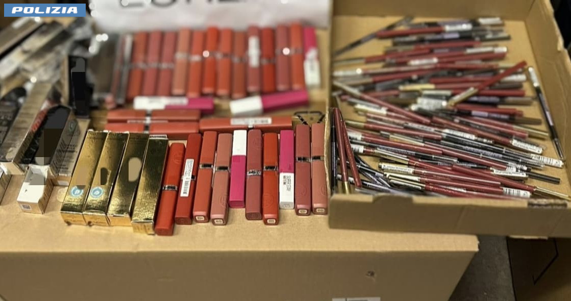Shopping sfrenato senza passare alla cassa: arrestata della Polizia