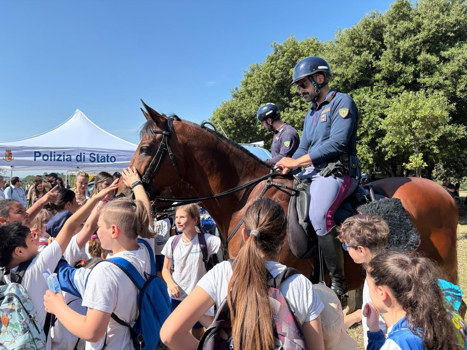 #Sceglilastradagiusta con la Polizia a Villa Pamphilij